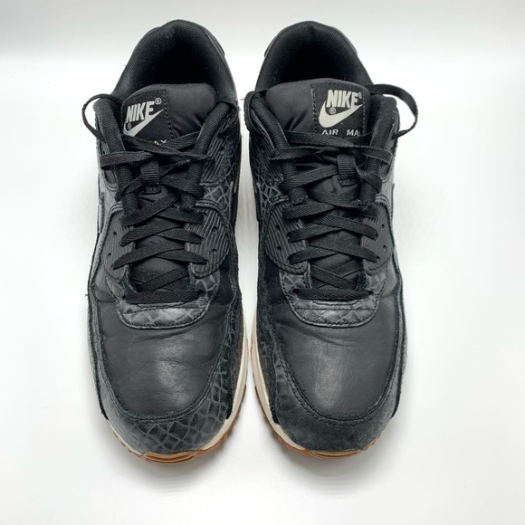 Women’s Nike Air Max 90 SE - Picture 5 of 13